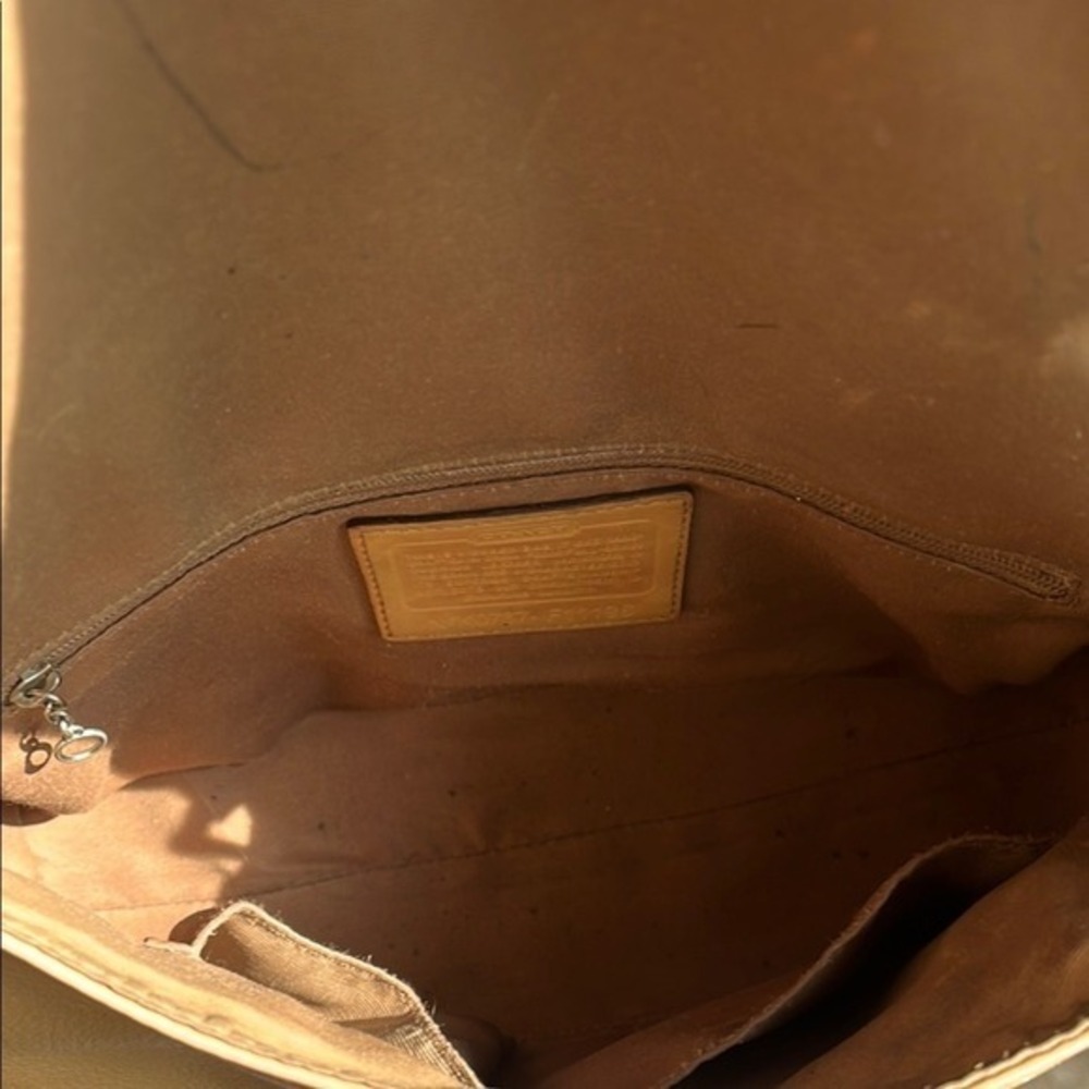 Coach Soho Buckle Flap Y2K Shoulder Bag Classic Style Leather Camel Tan Brown - Picture 7 of 13